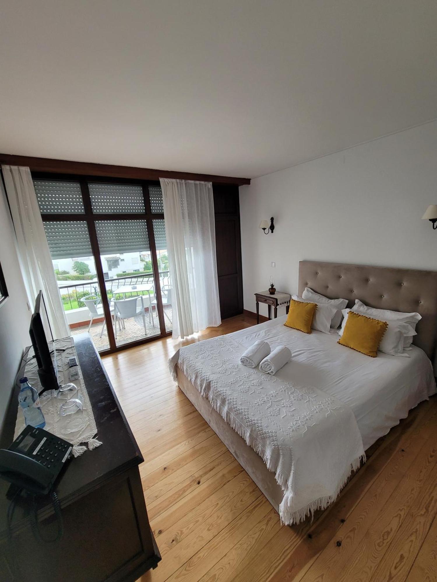Boutique Inn & Restaurant - Casa Dos Suecos فيغيورا دا فوز المظهر الخارجي الصورة